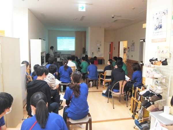 作業療法士の求人（新卒）